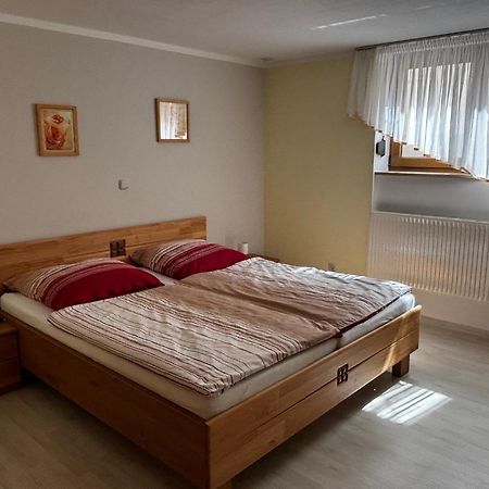 Abseits Vom Laerm Und Verkehr Litzendorf Kültér fotó